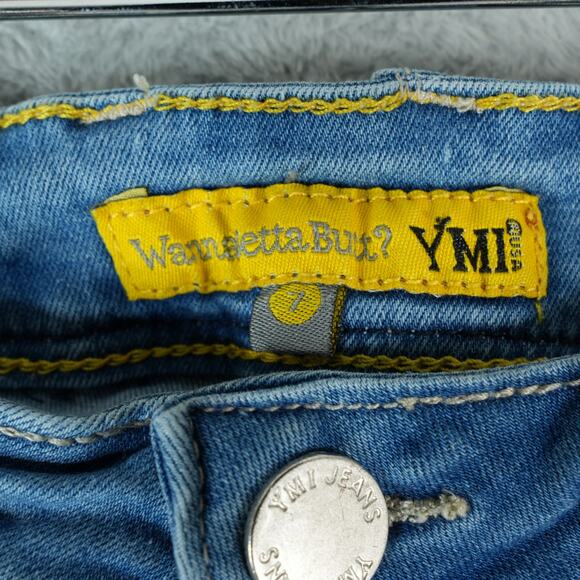 YMI Wanna Betta Butt Jean Shorts Womens 7 Blue Distressed Stretch Rolled Cuff - Picture 4 of 8
